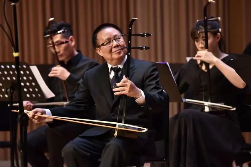 音乐会精彩片段1.jpg 音乐会精彩片段1.jpg