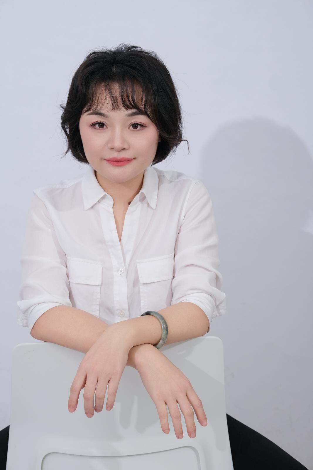 段舒.JPG