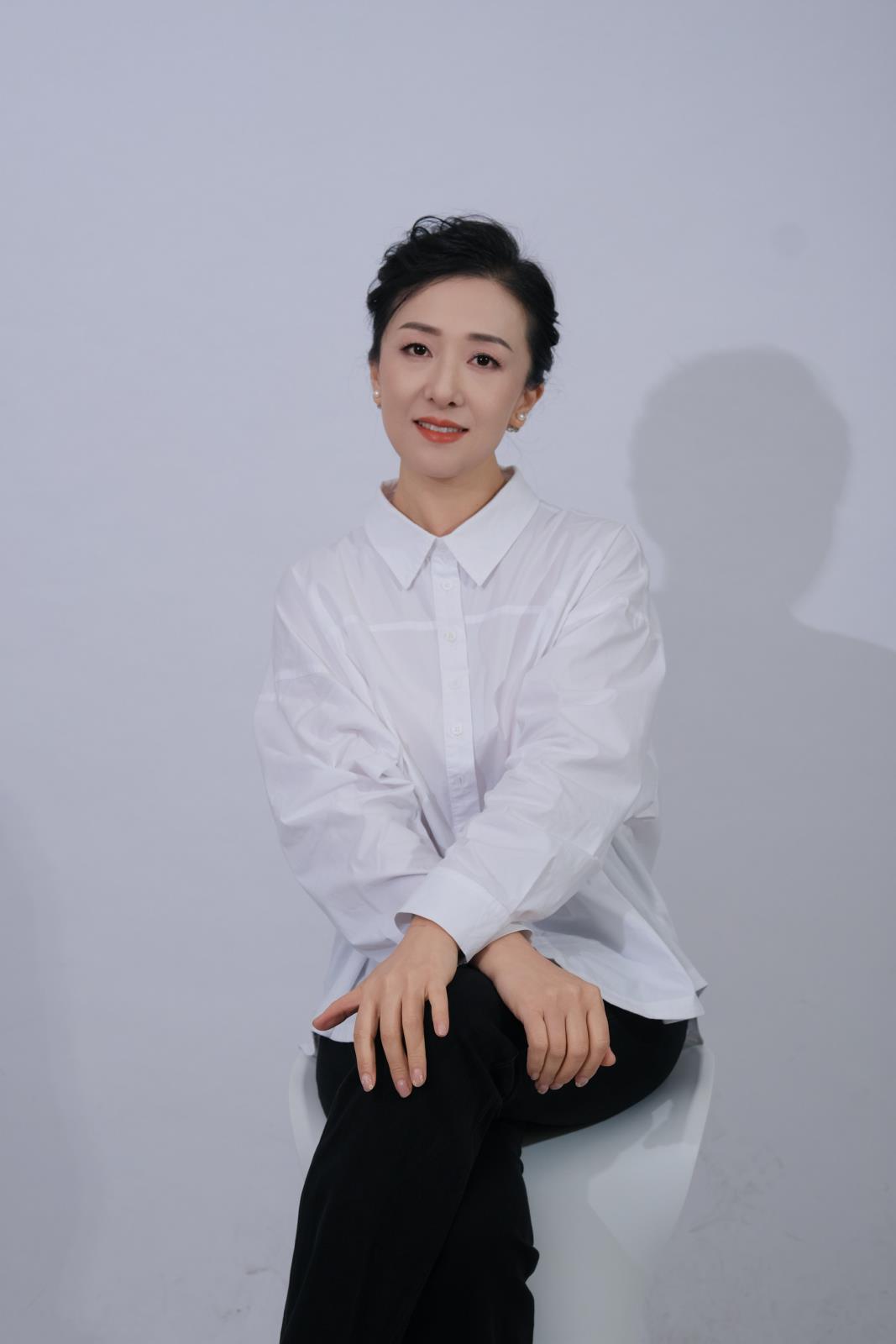 刘娟.JPG