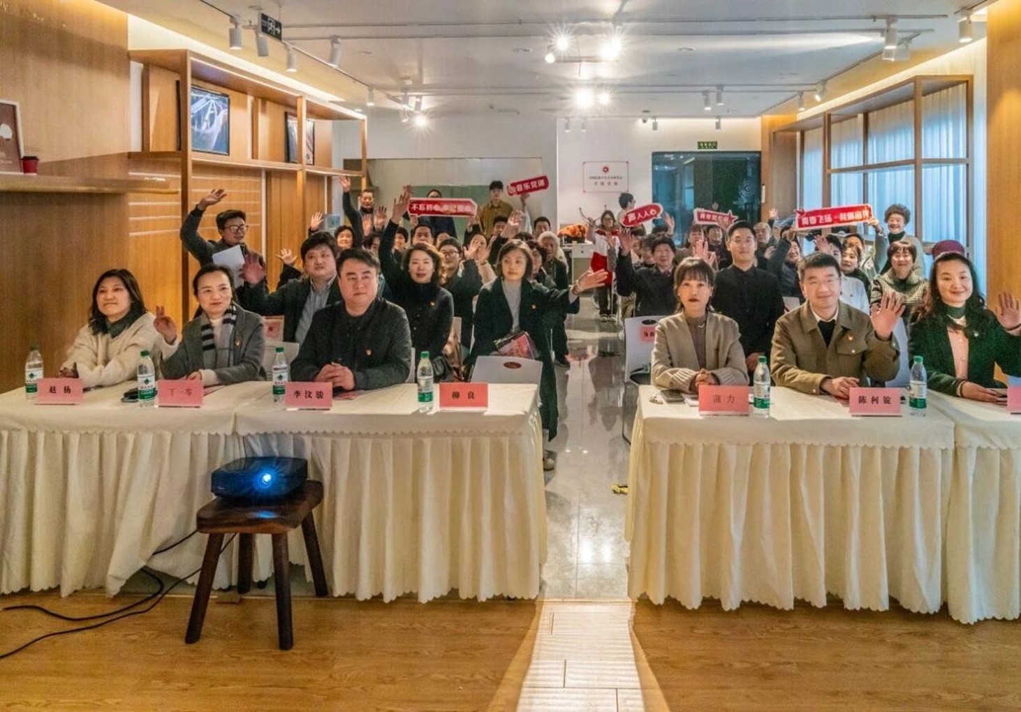 图片3.jpg 图片3.jpg